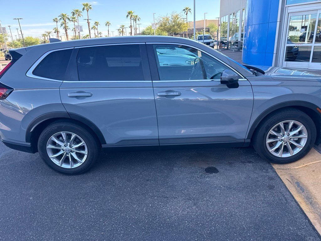 Certified Used 2024 Urban Gray Pearl Honda EX-L image 3