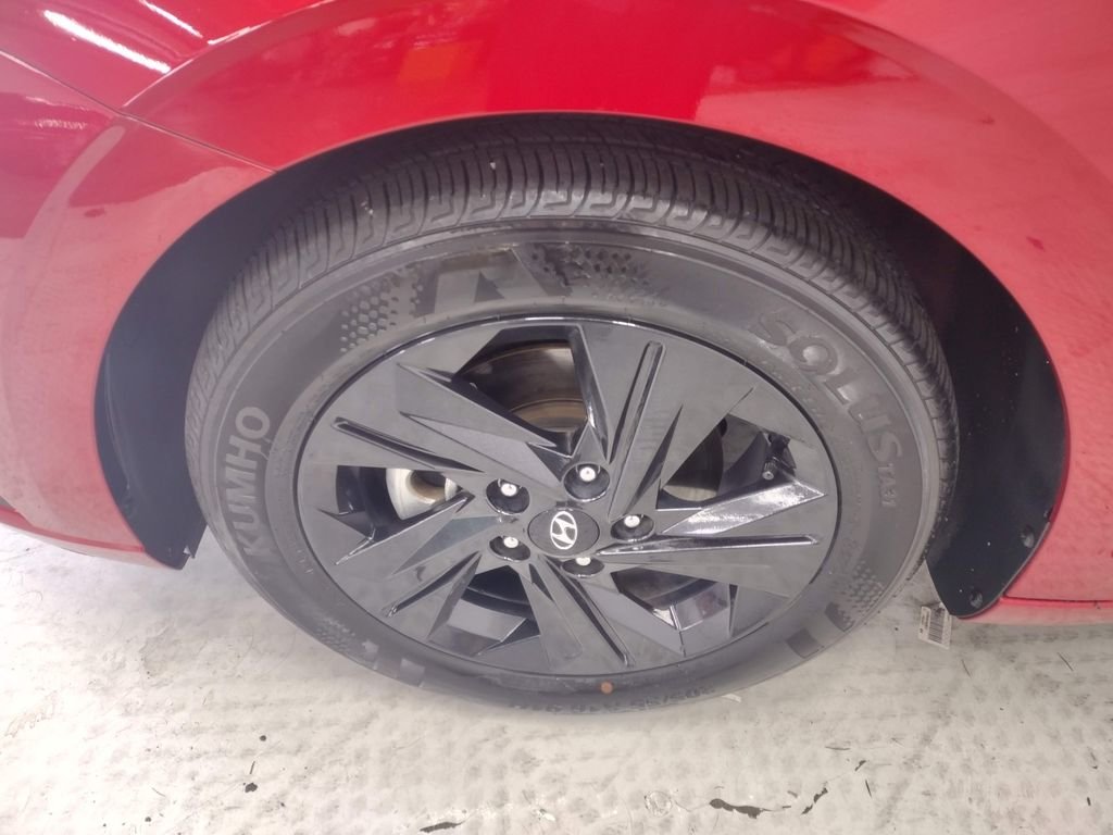 Certified Used 2023 Scarlet Red Hyundai SEL image 6