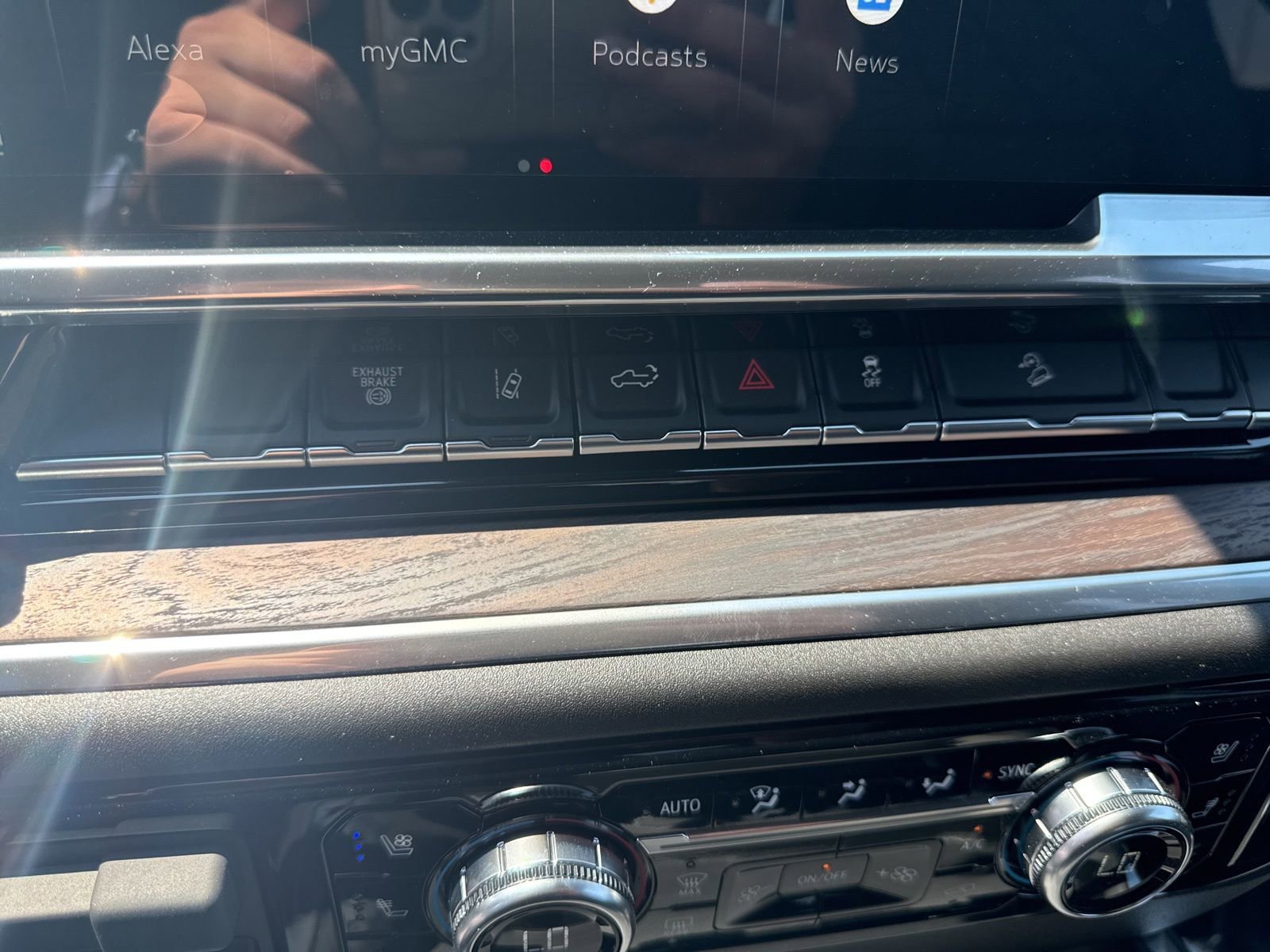 2025 GMC Sierra 3500HD SLT - Photo 21