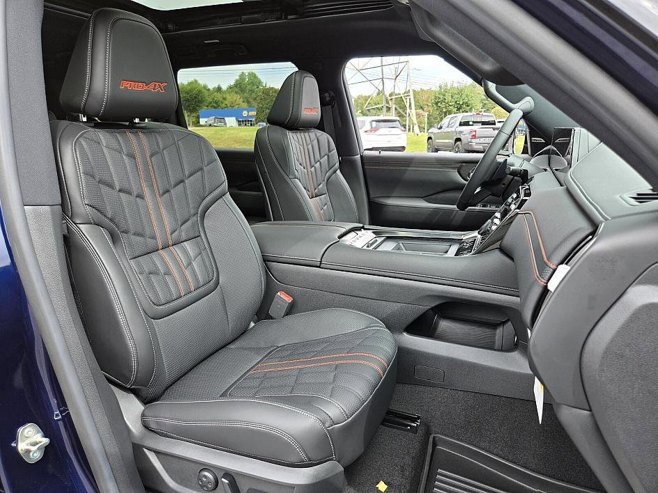 2026 Nissan Armada PRO-4X - Photo 13