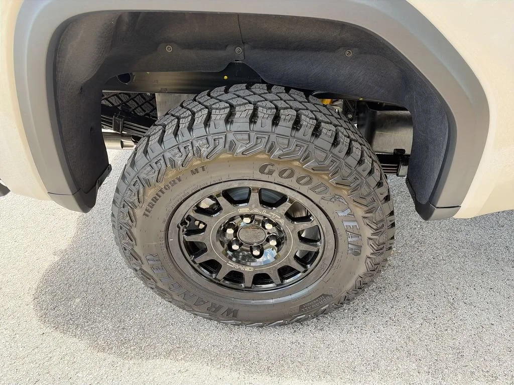 2026 GMC Sierra 1500 AT4X - Photo 42