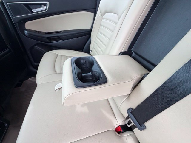 Used 2019 Red Ford SEL image 26