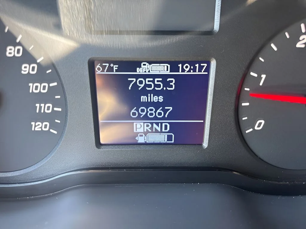Used 2022 White Mercedes-Benz Passenger 144 WB image 20