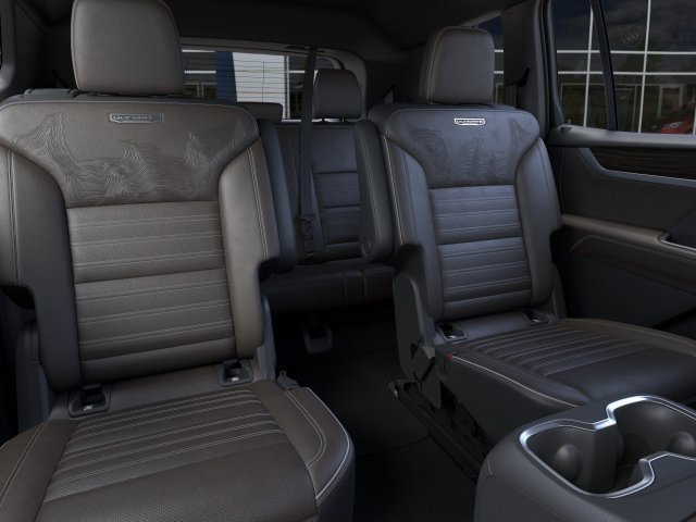 2027 GMC Acadia Denali Ultimate - Photo 18