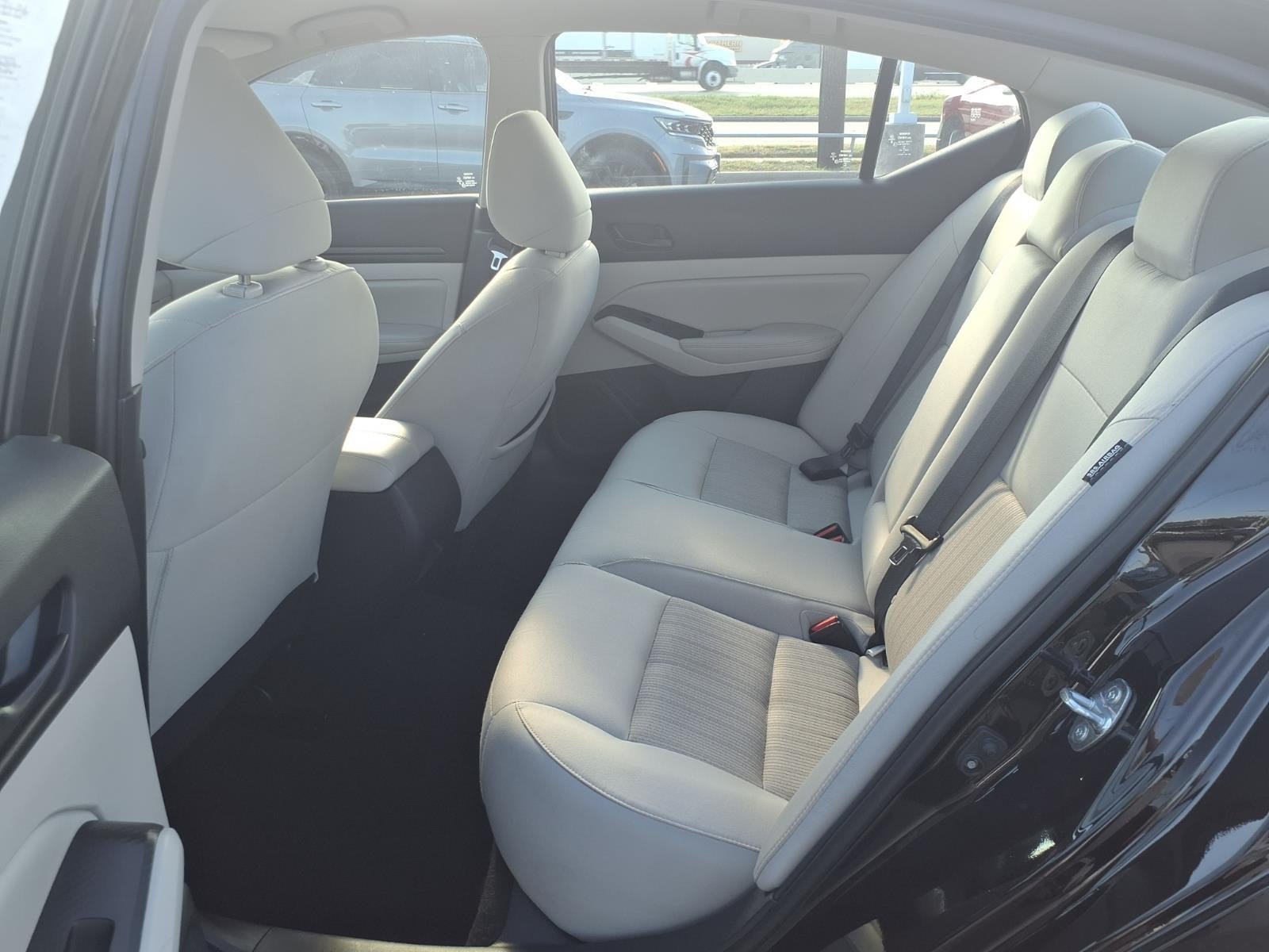2025 Nissan Altima SV Black at Robbins Nissan