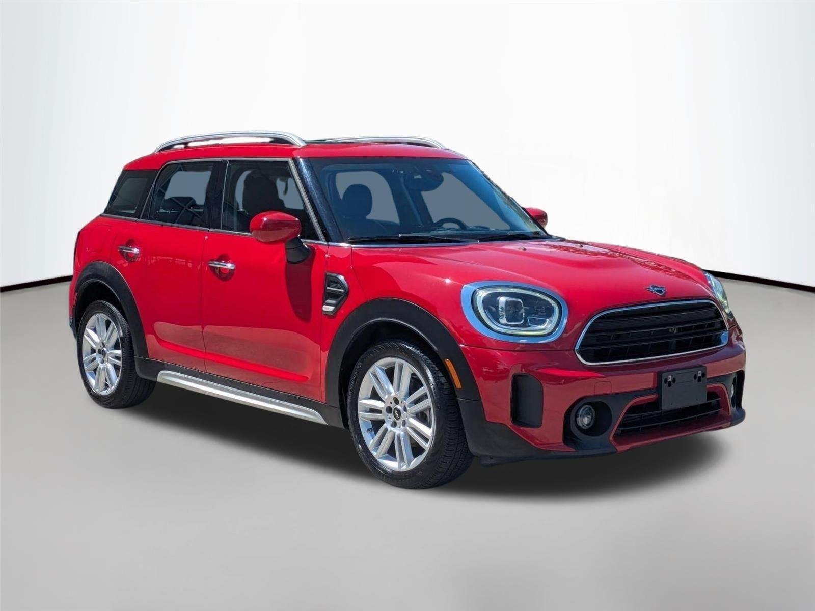Used 2022 Chili Red MINI Cooper image 3