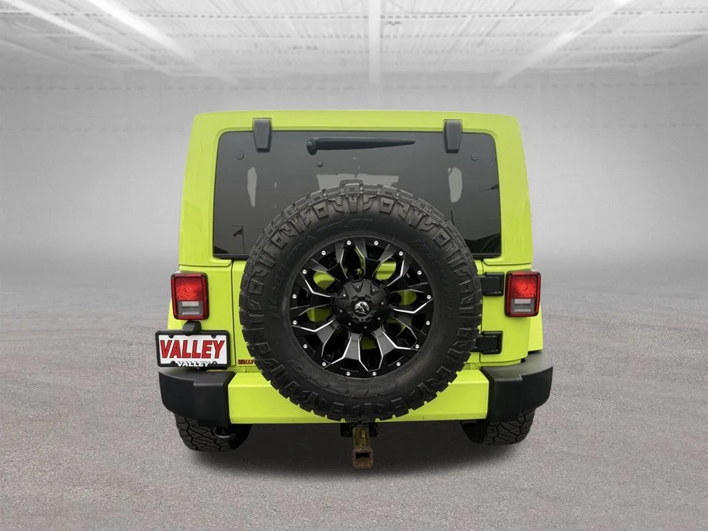 Used 2017 Green Jeep Unlimited Sahara image 44