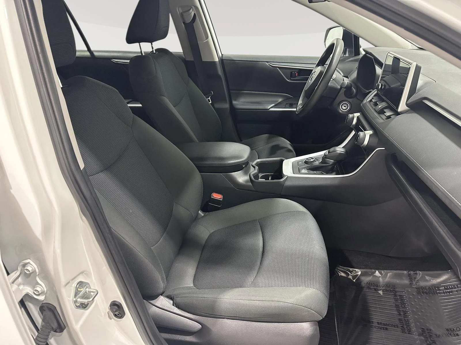 Used 2024 Ice Cap Toyota Hybrid LE image 26