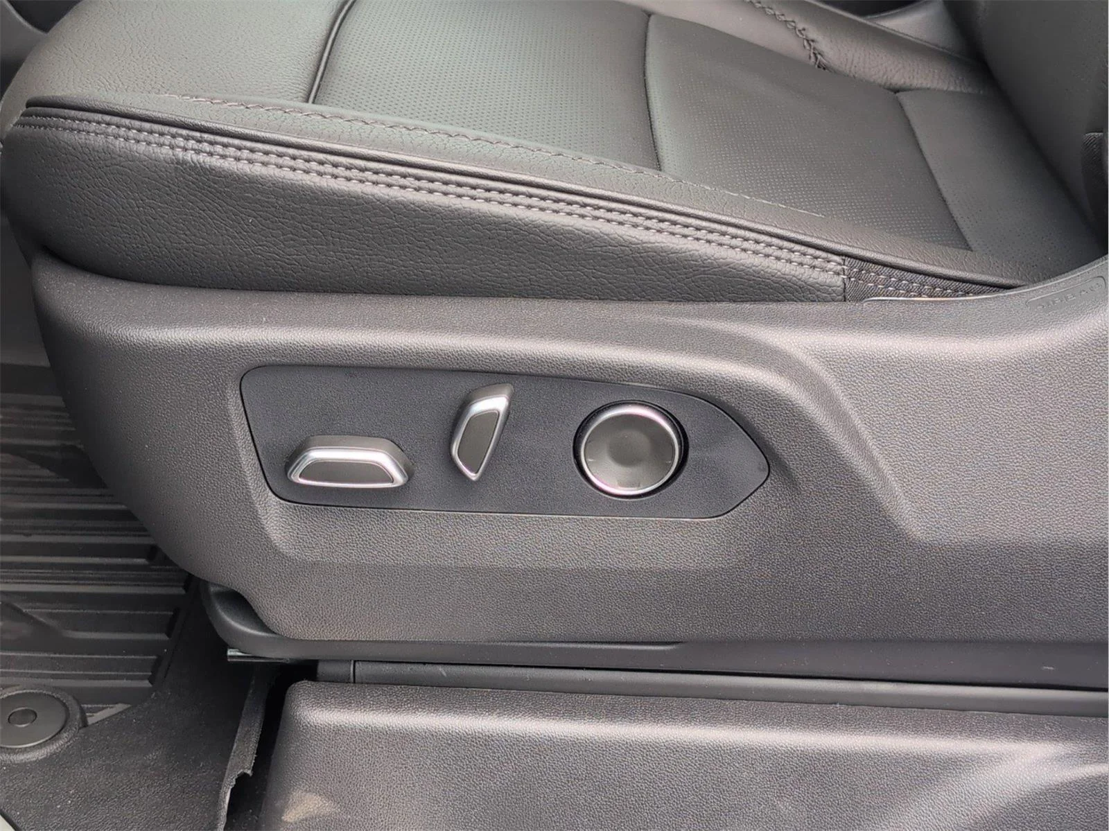 New 2026 Summit White GMC Denali image 35