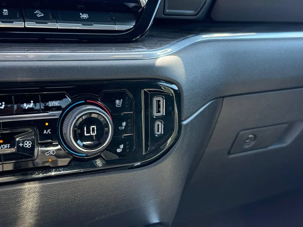 Used 2022 Summit White Chevrolet LTZ image 26