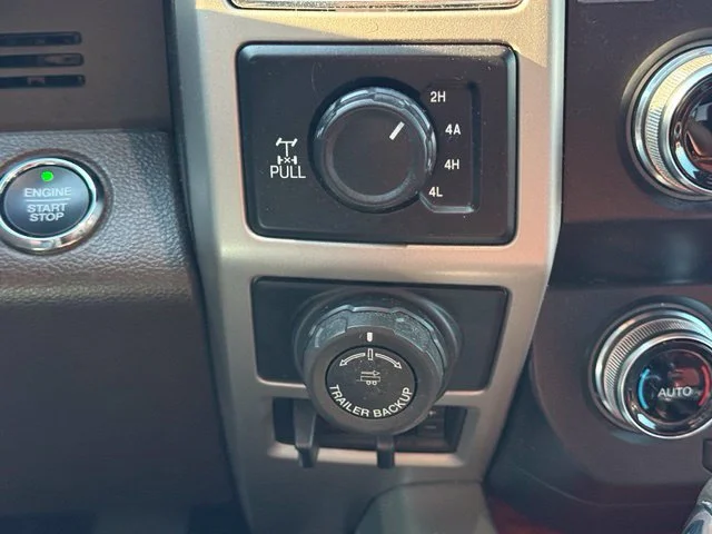 Used 2019 Black Ford King Ranch image 17
