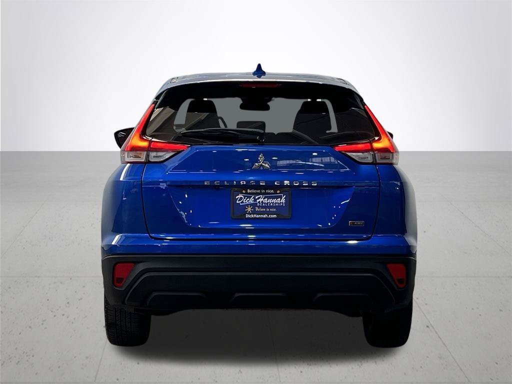 Used 2022 Octane Blue Metallic Mitsubishi ES image 11
