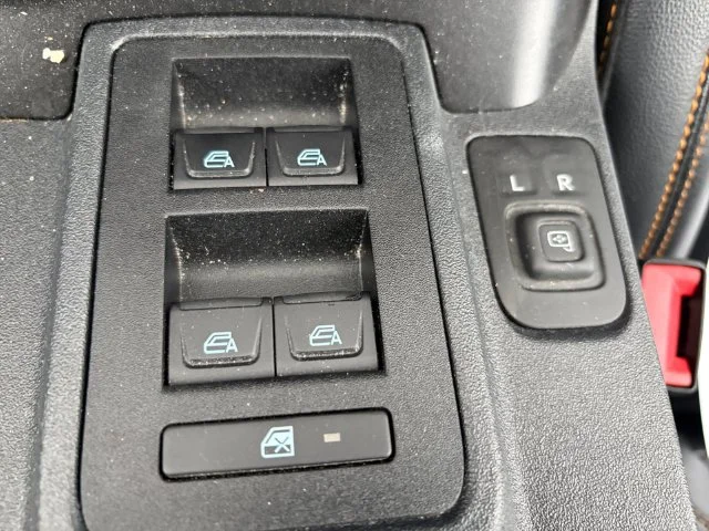 Used 2023 Green Ford  image 30