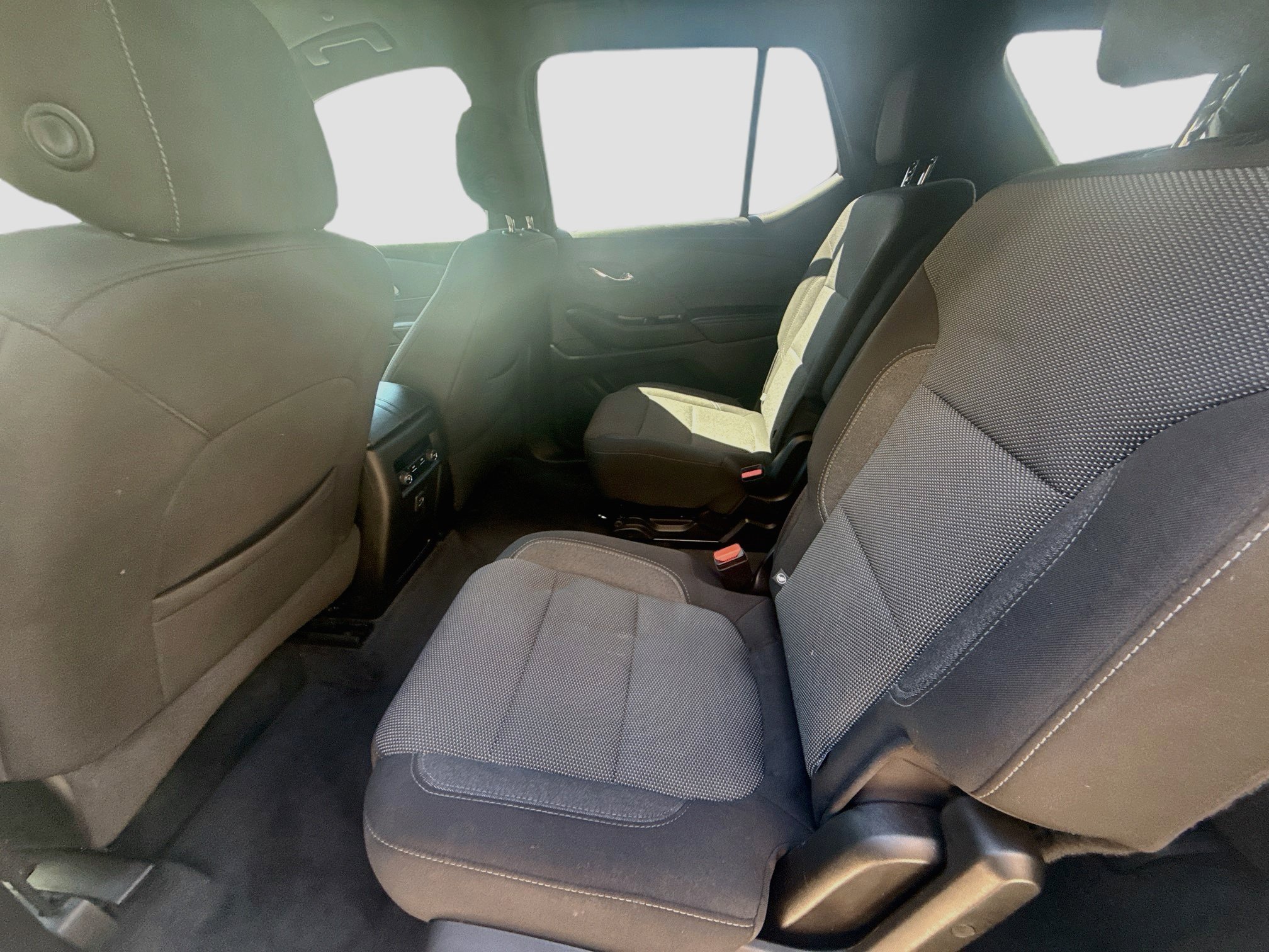 Used 2022 Summit White Chevrolet LT Cloth image 21