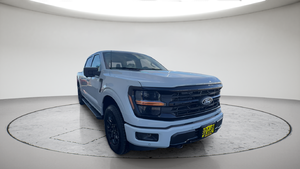 New 2026 Avalanche Ford XLT image 3