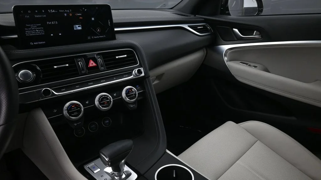 Used 2023 Gray Genesis 2.0T image 8
