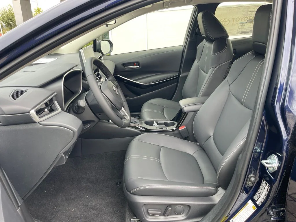 2026 Toyota Corolla XLE - Photo 12