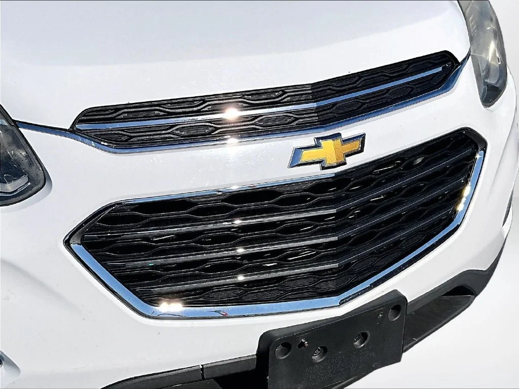 Used 2016 White Chevrolet LT image 26