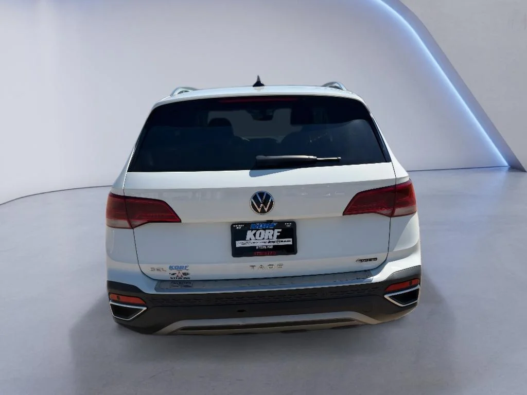 Used 2023 Pure White Volkswagen SEL image 8