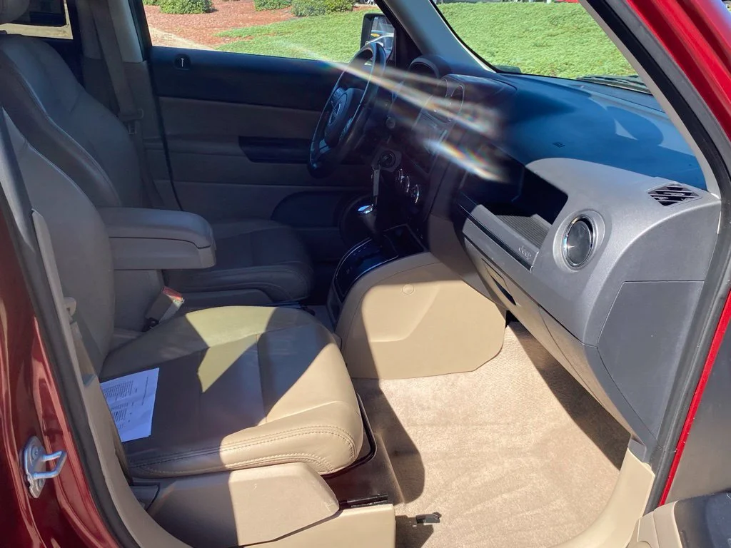 Used 2017 Red Jeep High Altitude image 16