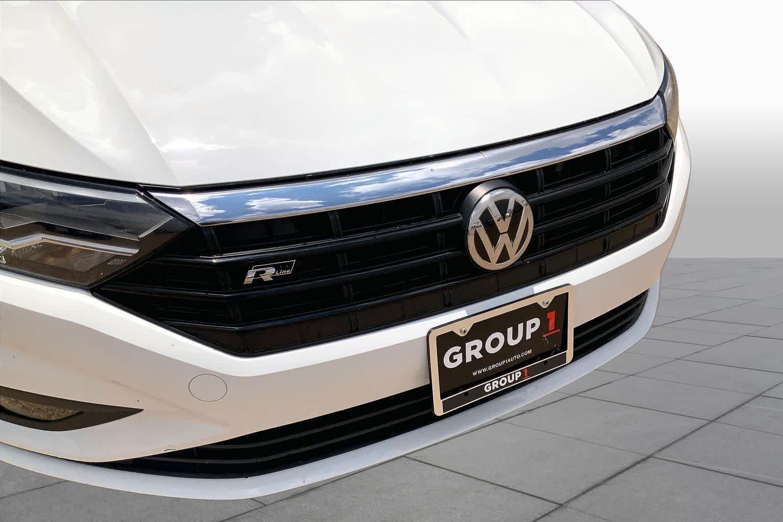 Used 2021 Pure White Volkswagen R-Line image 37