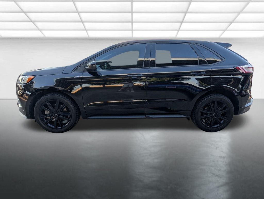 Used 2022 Black Ford ST-Line image 28