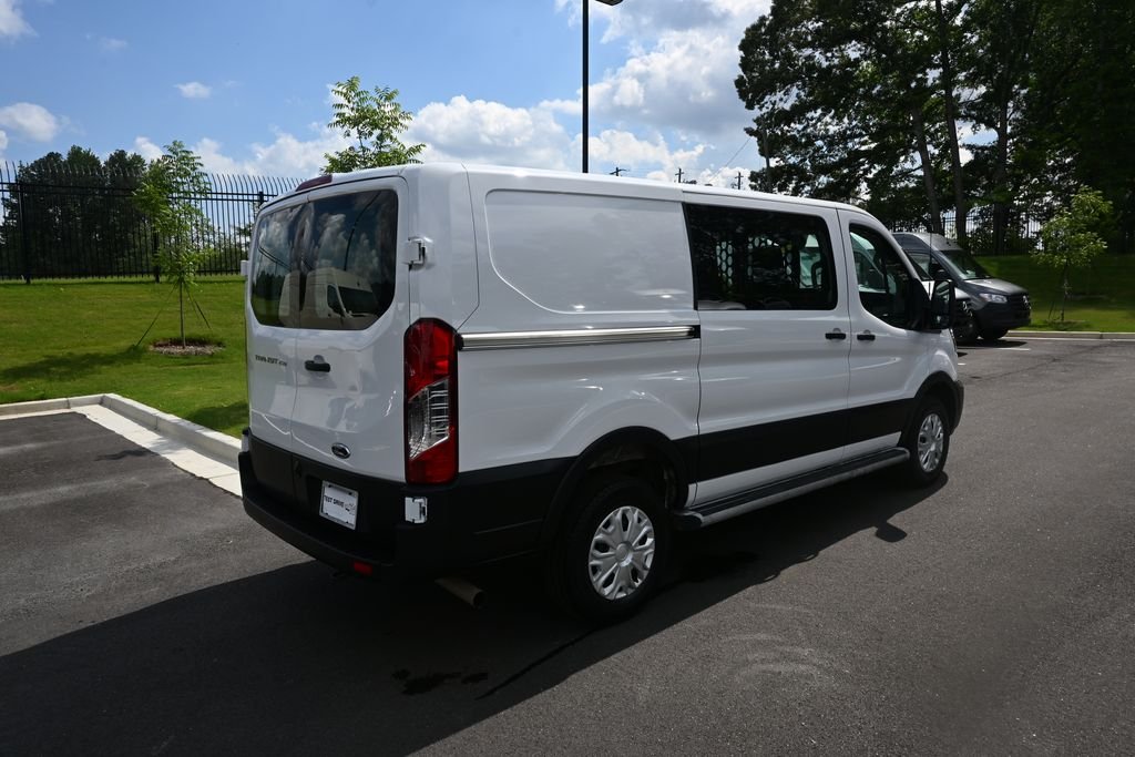 Used 2025 White Ford Base image 22