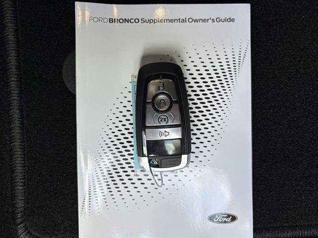 New 2026 Oxford White Ford Badlands® image 42