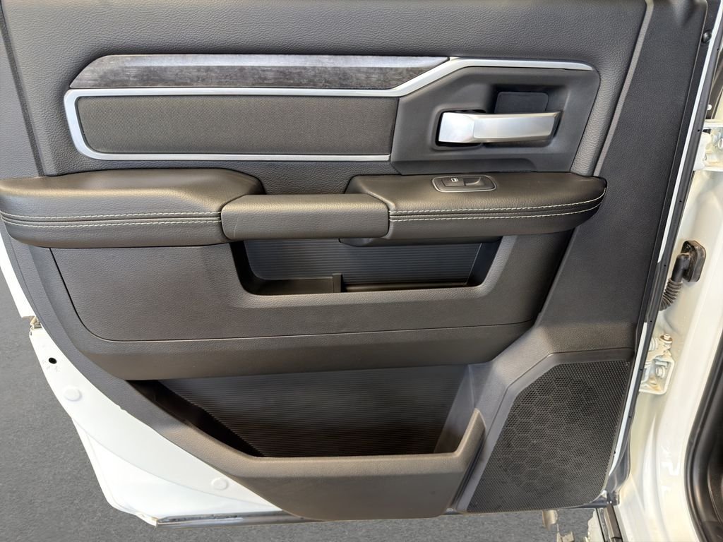 Used 2024 White Ram Big Horn image 21