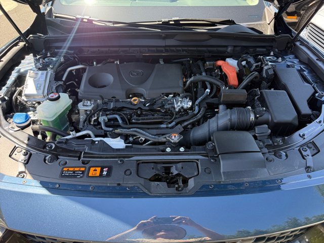 Certified Used 2025 Blue Metallic Mazda Preferred image 20