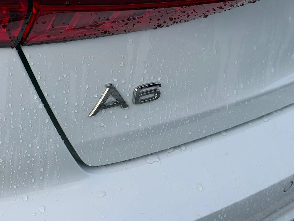 Used 2019 Glacier White Metallic Audi 3.0T Premium image 15