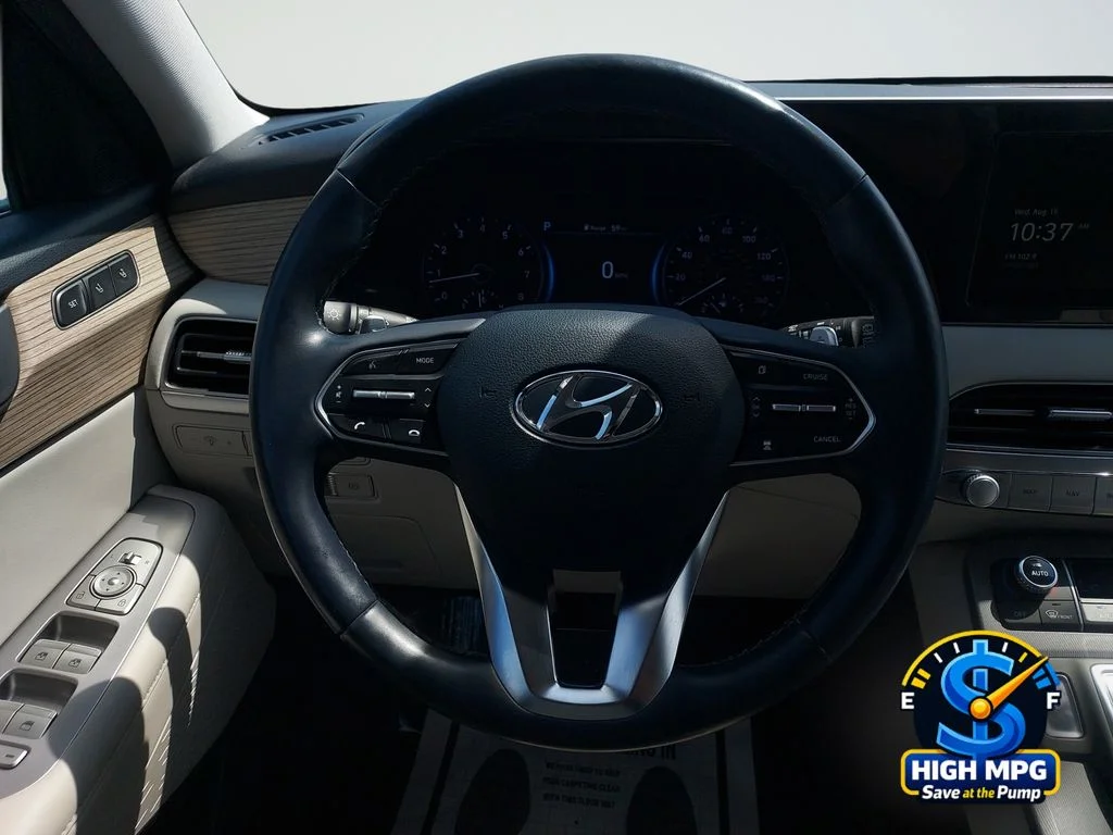 Used 2022 Black Hyundai SEL image 21