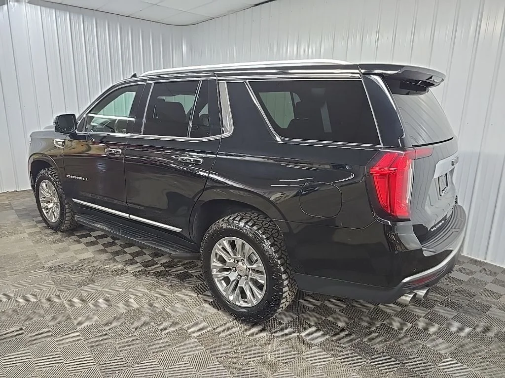 Used 2021 Black GMC Denali image 9