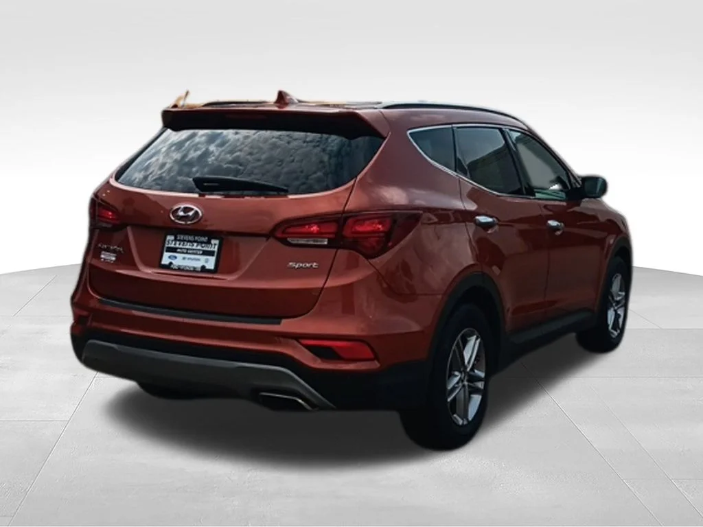 Used 2018 Canyon Copper Hyundai 2.4 Base image 7