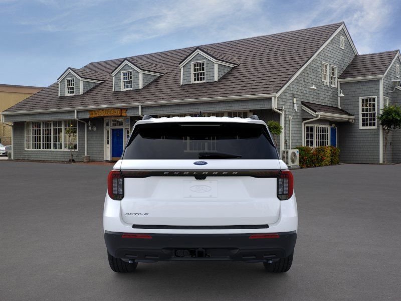 Used 2026 Star White Metallic Tri-Coat Ford Active image 5