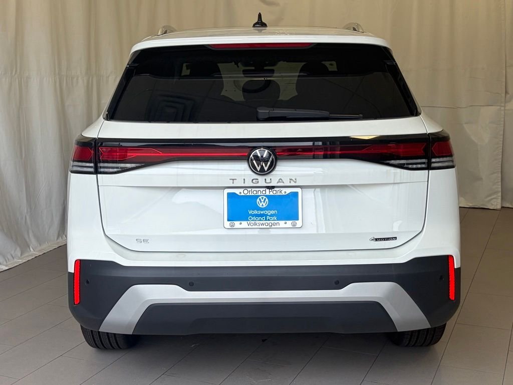 New 2026 Pure White Volkswagen SE image 9