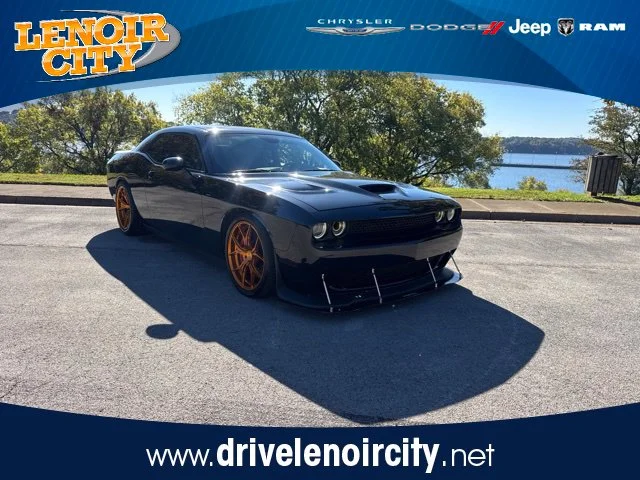 Used 2017 Black Dodge SRT Hellcat image 1
