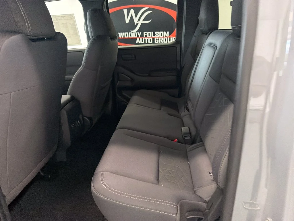 New 2027 Boulder Gray Pearl Nissan Crew Cab SV image 13