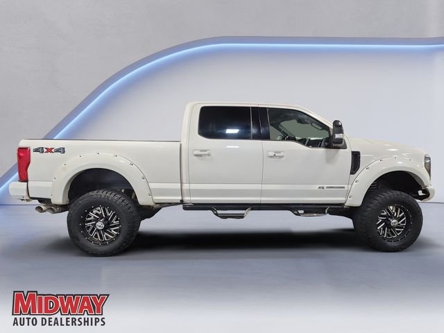 Used 2019 White Ford Lariat image 6
