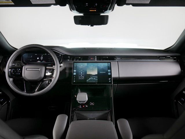 New 2026 Borasco Grey Land Rover Dynamic SE image 4