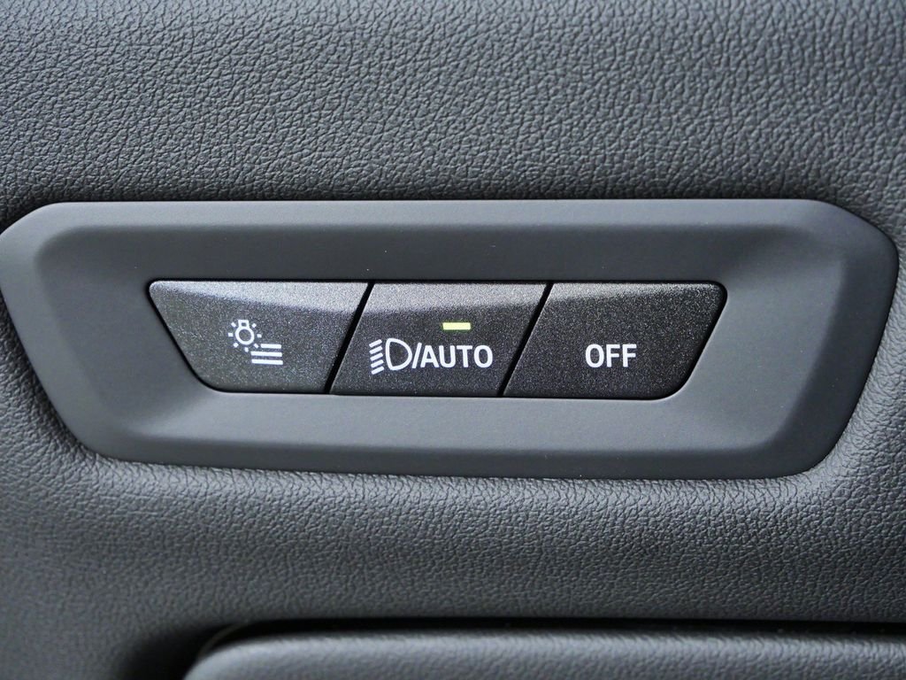 New 2026 Skyscraper Grey Metallic BMW xDrive40i image 39