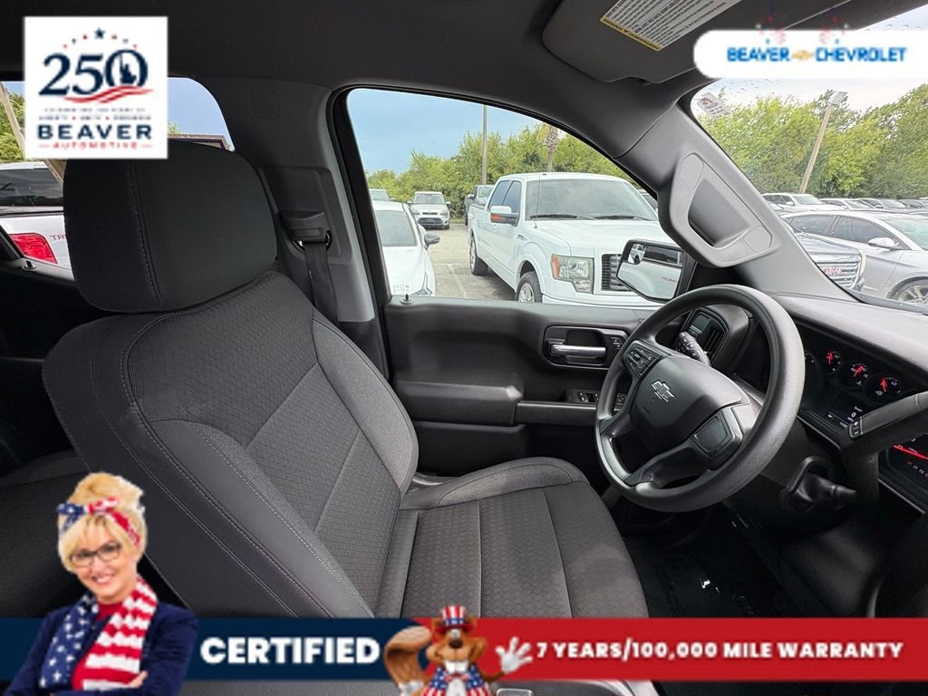 Used 2023 Black Chevrolet Custom image 25