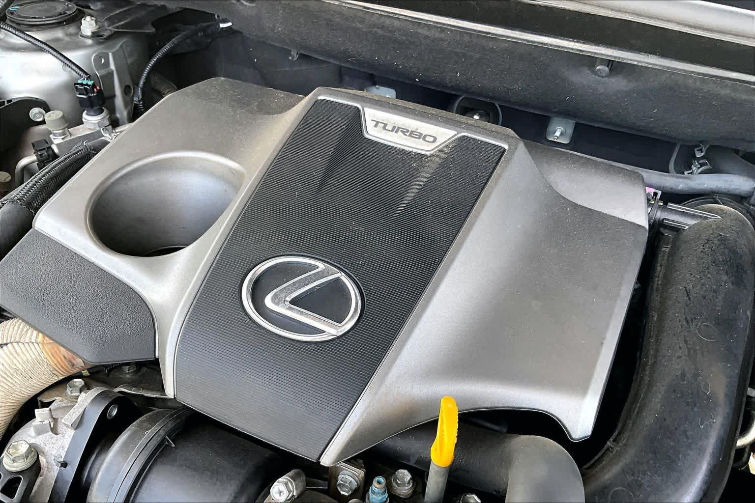 Used 2015 Atomic Silver Lexus F Sport image 31