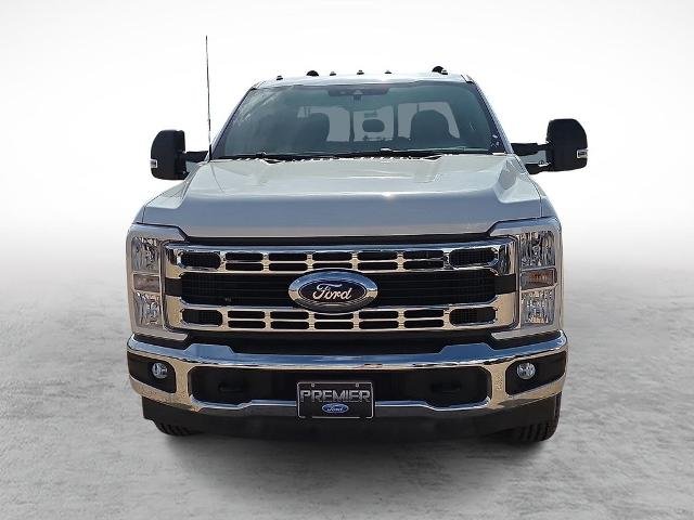 2025 Ford F-350 Super Duty Chassis Cab XL - Photo 28