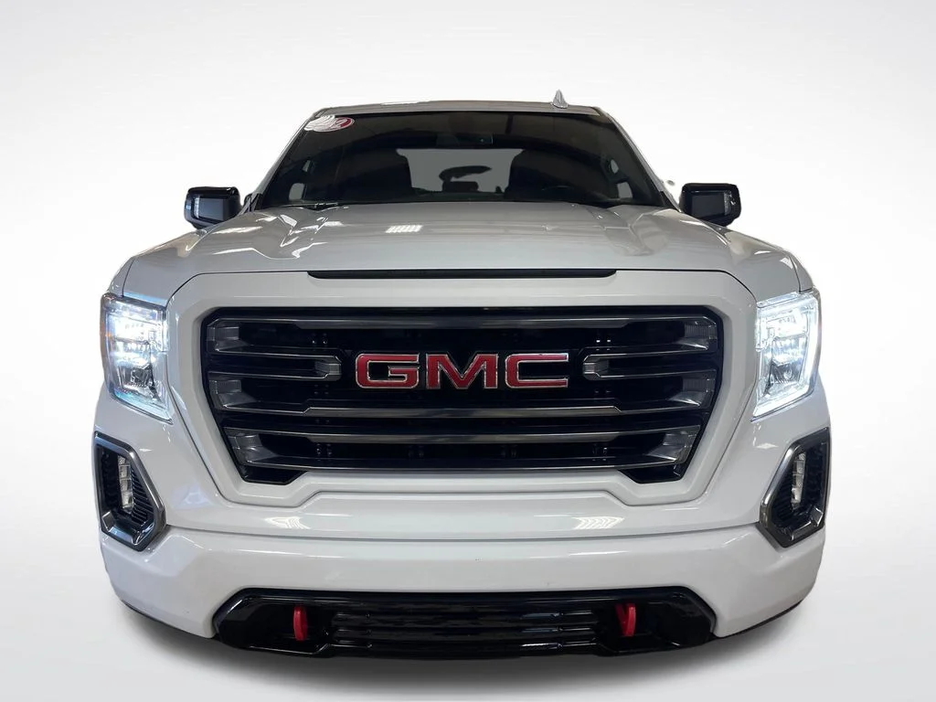 Used 2022 White GMC AT4 image 9