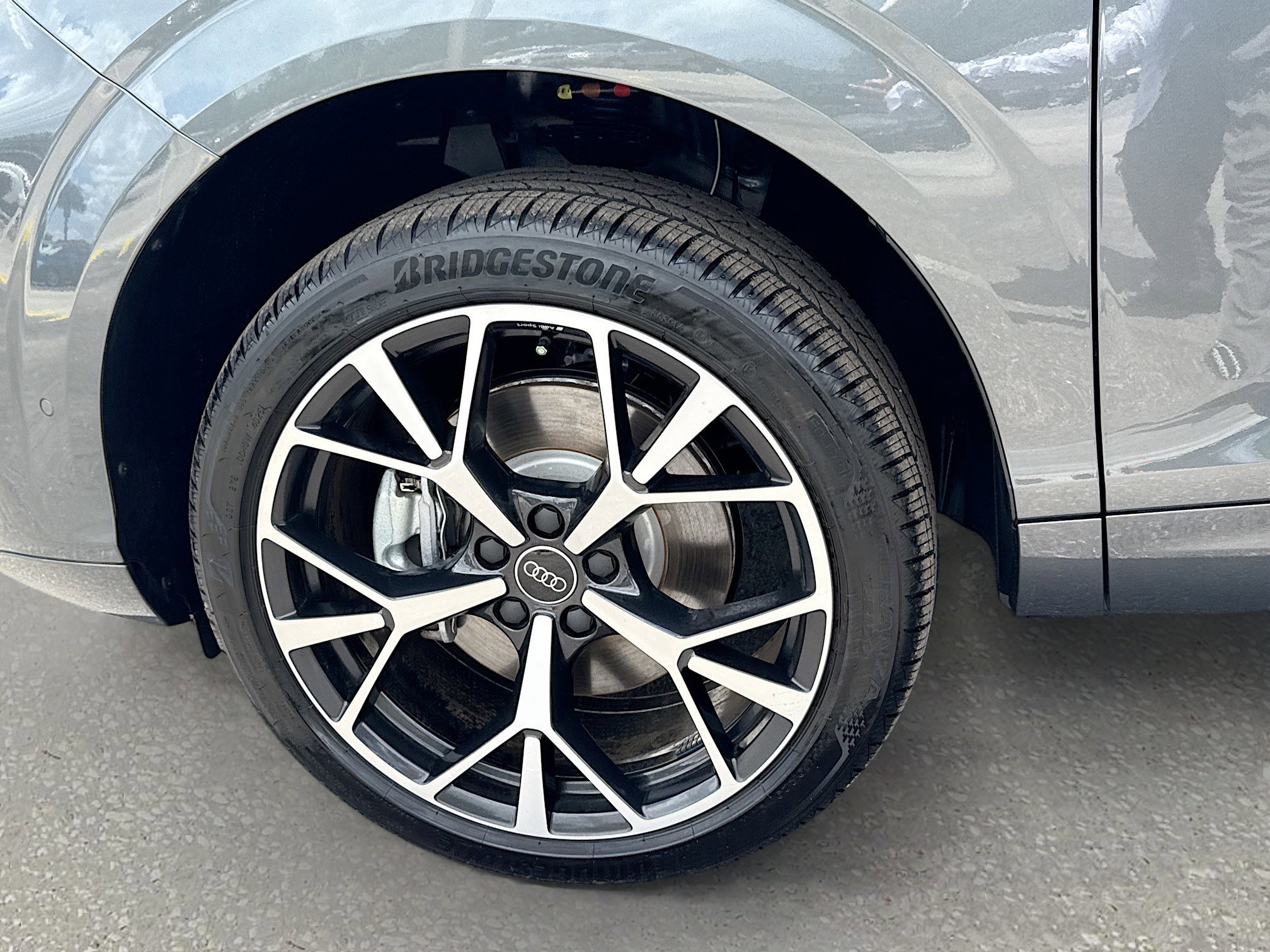 New 2026 Daytona Gray Pearl Effect Audi S line image 41