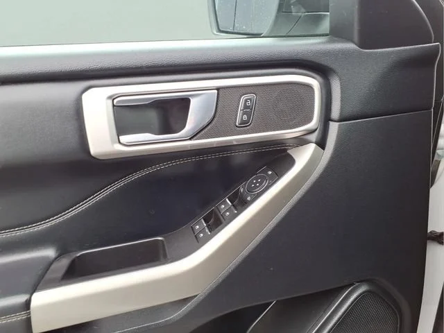 Used 2021  Ford XLT image 15