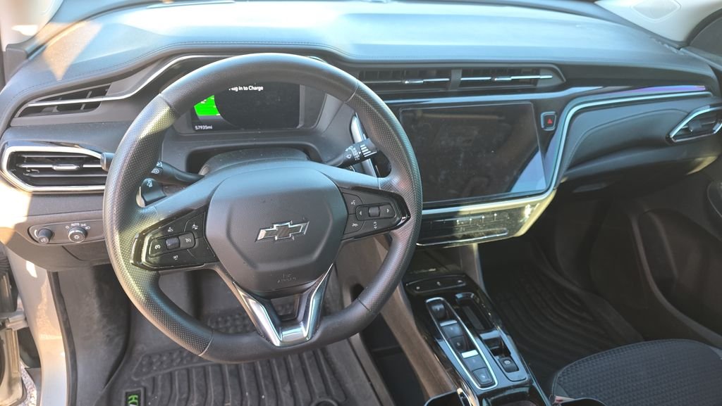 Used 2023 Silver Chevrolet LT image 18