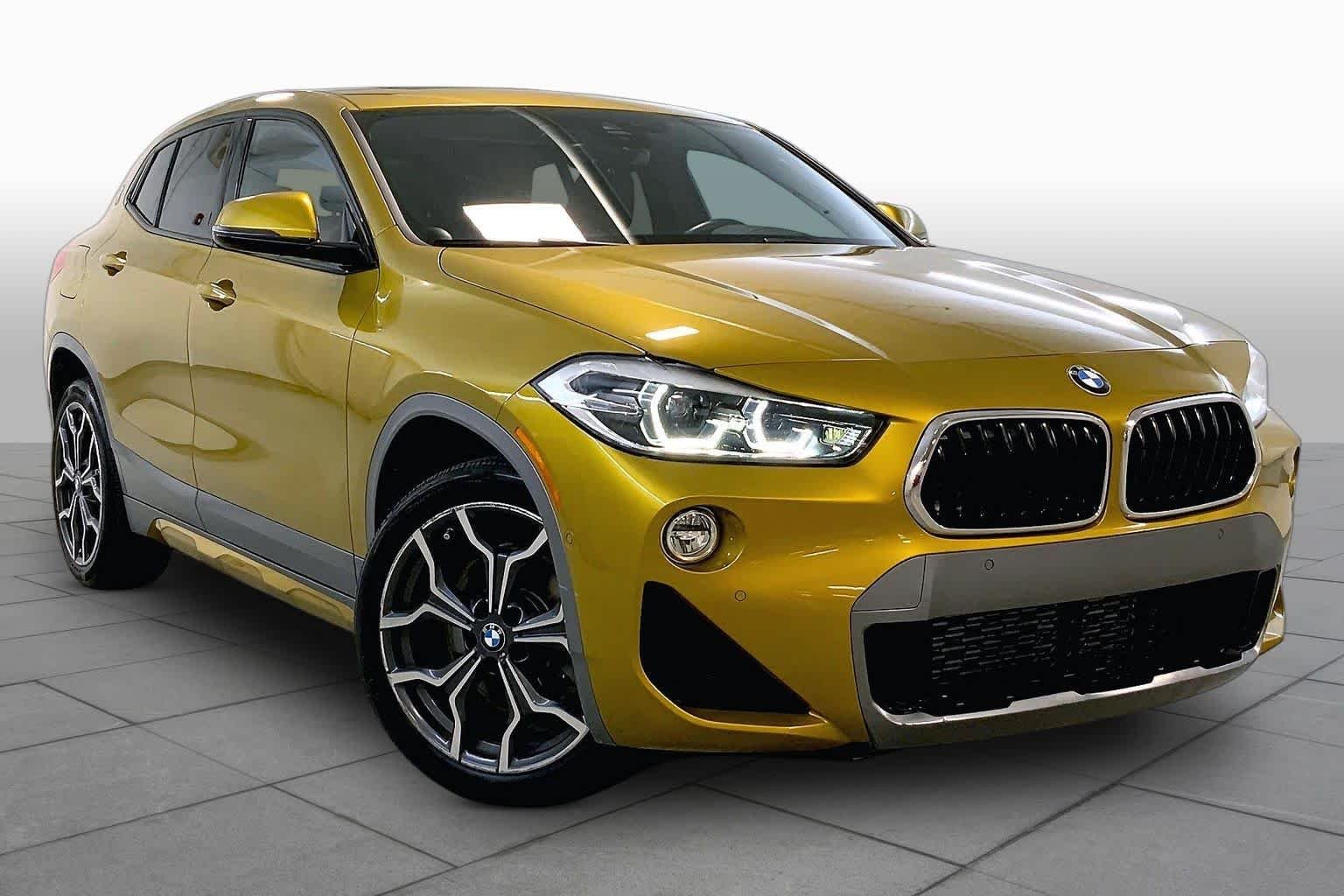 Used 2020 Galvanic Gold Metallic BMW xDrive28i image 2