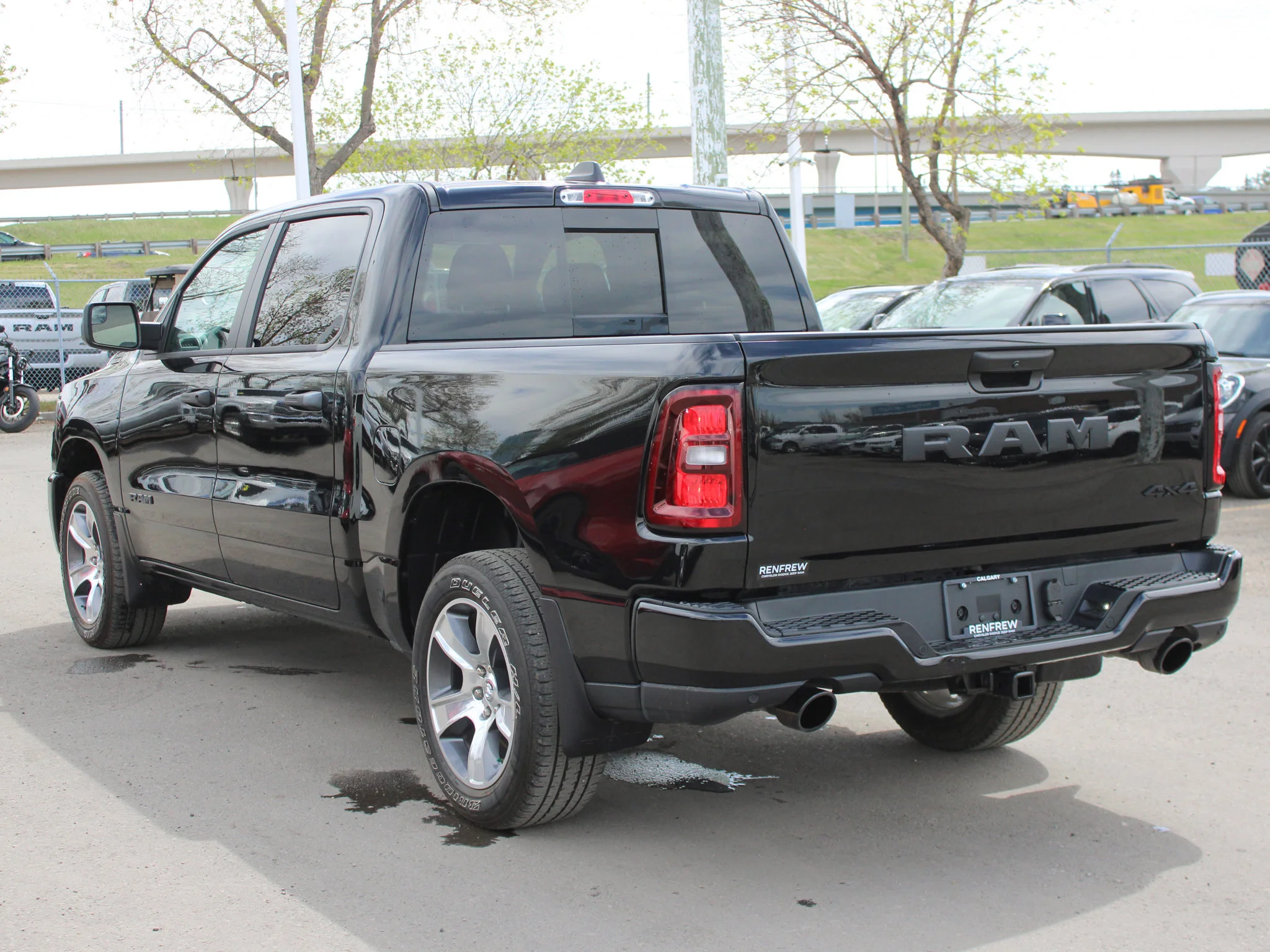 Certified Used 2025 Black RAM Tradesman * No Accidents | Heated Seats | Backup Camera | Twin-Turbo | Protection Group image 12